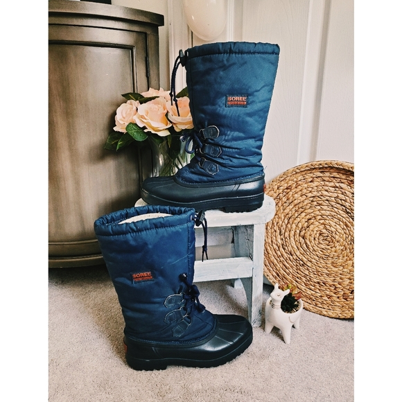 Sorel Shoes - Sorel Blue and Black Cinch Strap Winter Boots